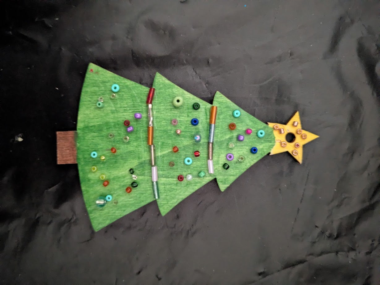 Christmas Tree with Bead and Garland