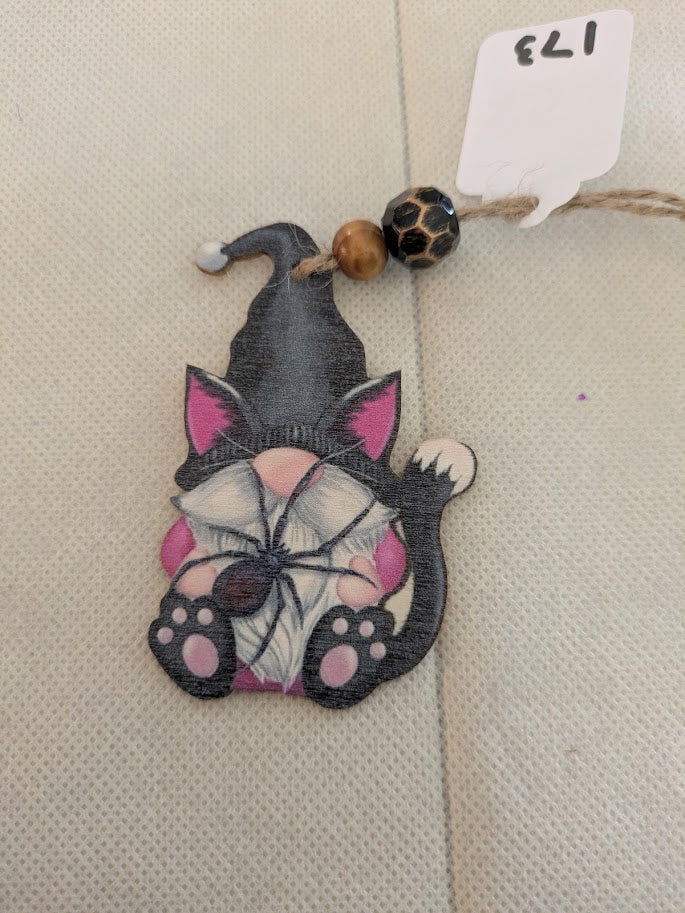 Black Cat Gnome Brown Twine