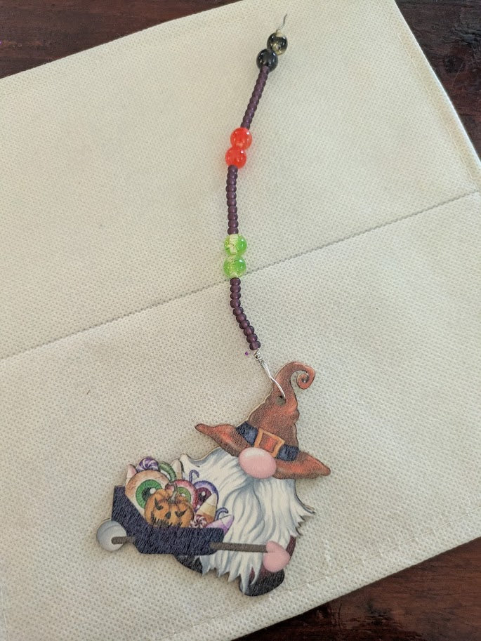 Gnome wheel barrel orange and Green